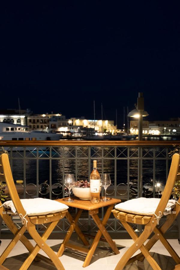 Venus Luxury Apartment Ermoupoli Bagian luar foto