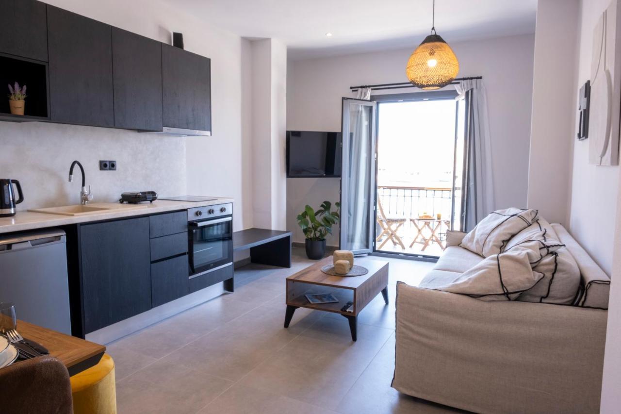 Venus Luxury Apartment Ermoupoli Bagian luar foto