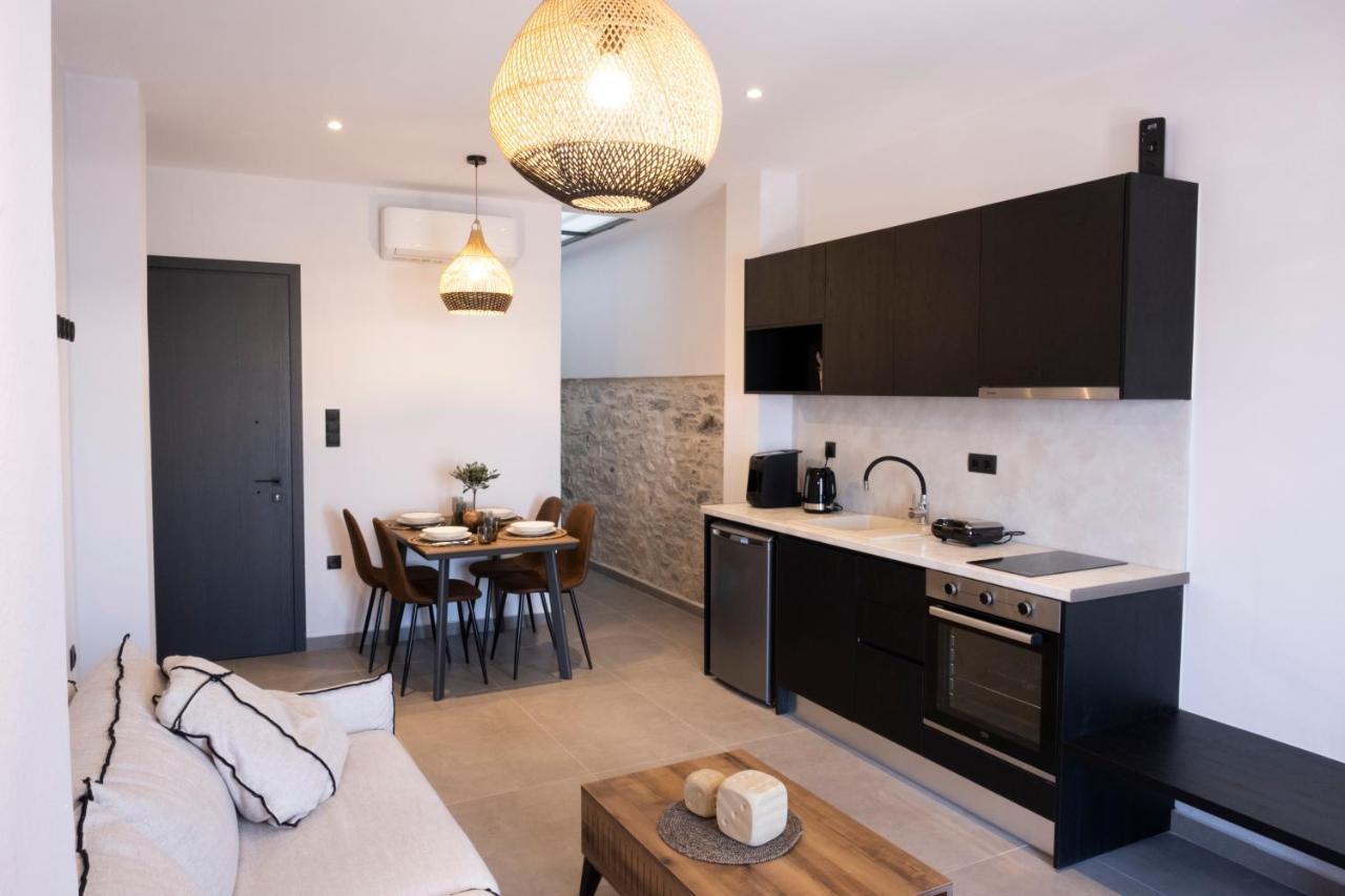 Venus Luxury Apartment Ermoupoli Bagian luar foto