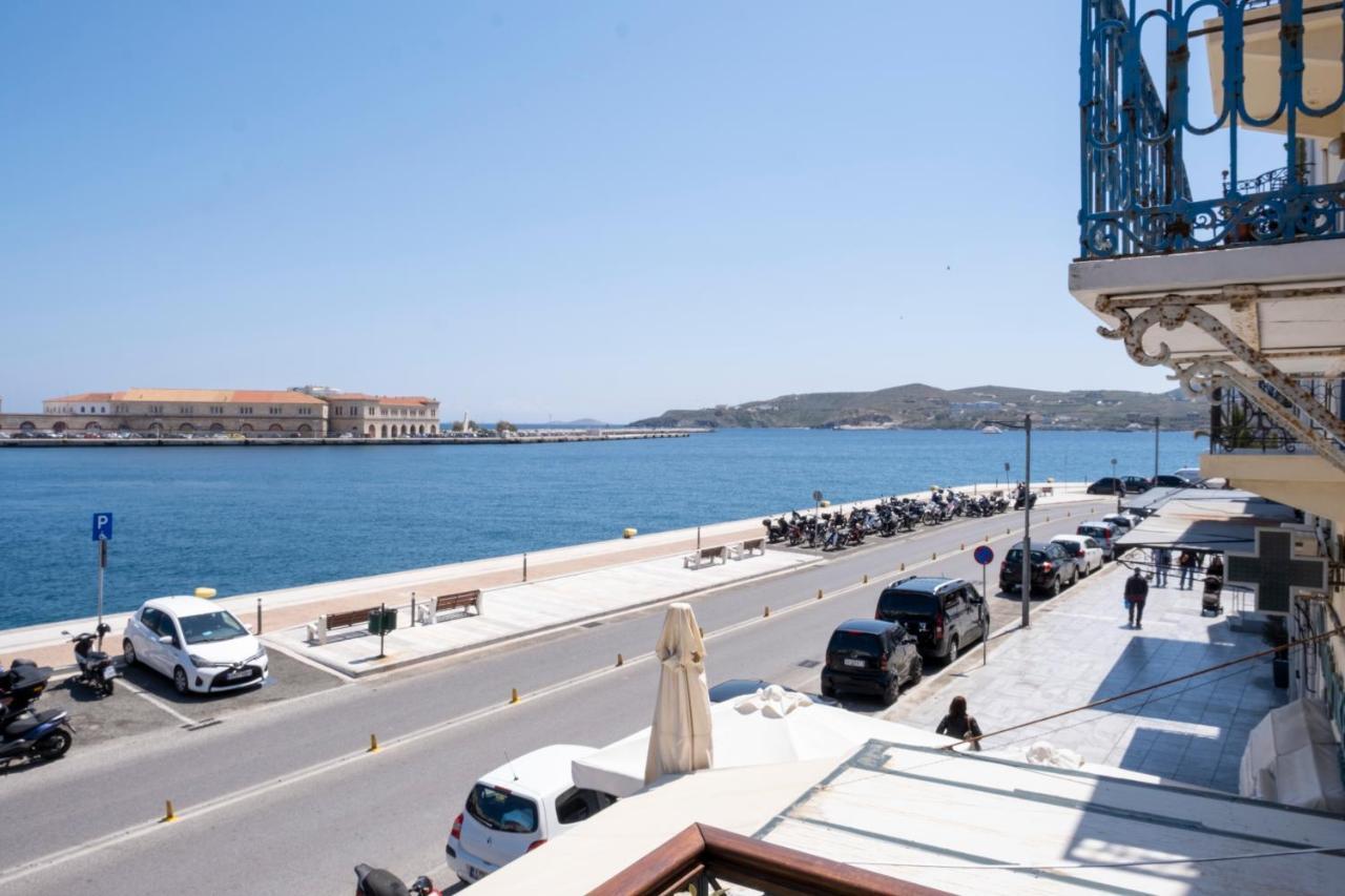 Venus Luxury Apartment Ermoupoli Bagian luar foto