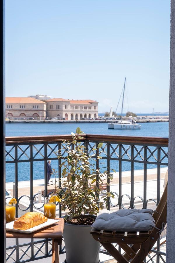 Venus Luxury Apartment Ermoupoli Bagian luar foto