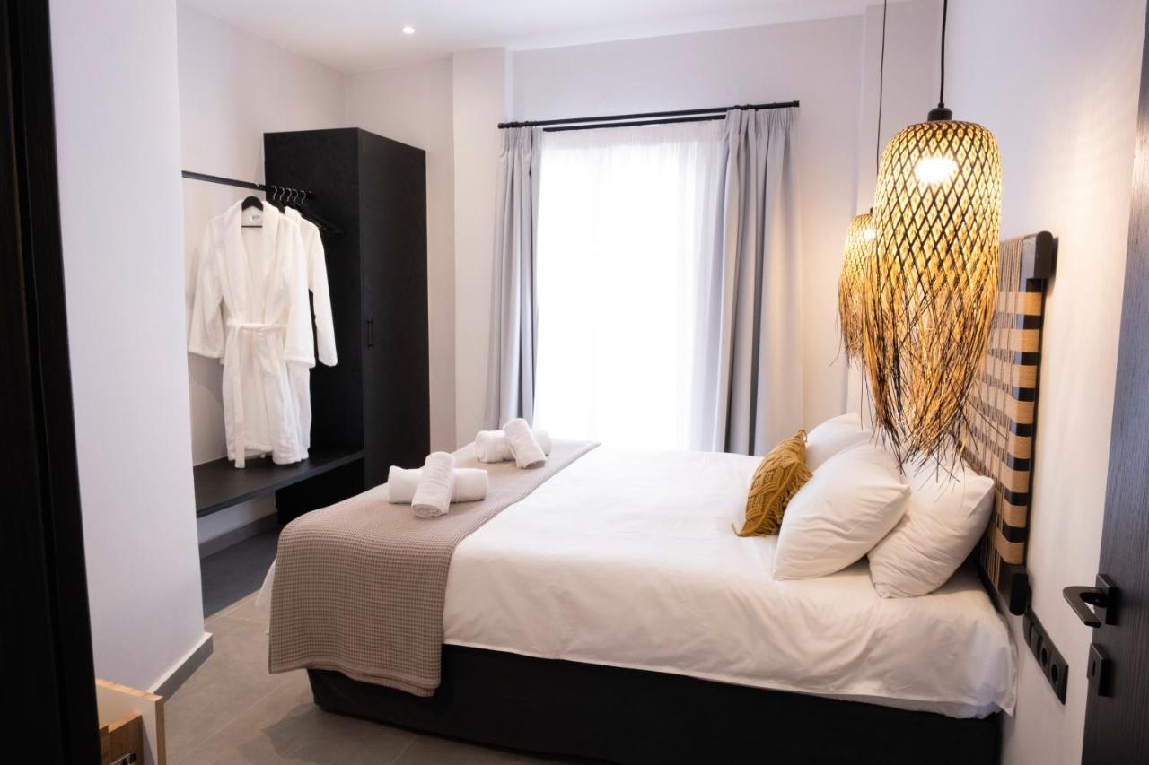 Venus Luxury Apartment Ermoupoli Bagian luar foto