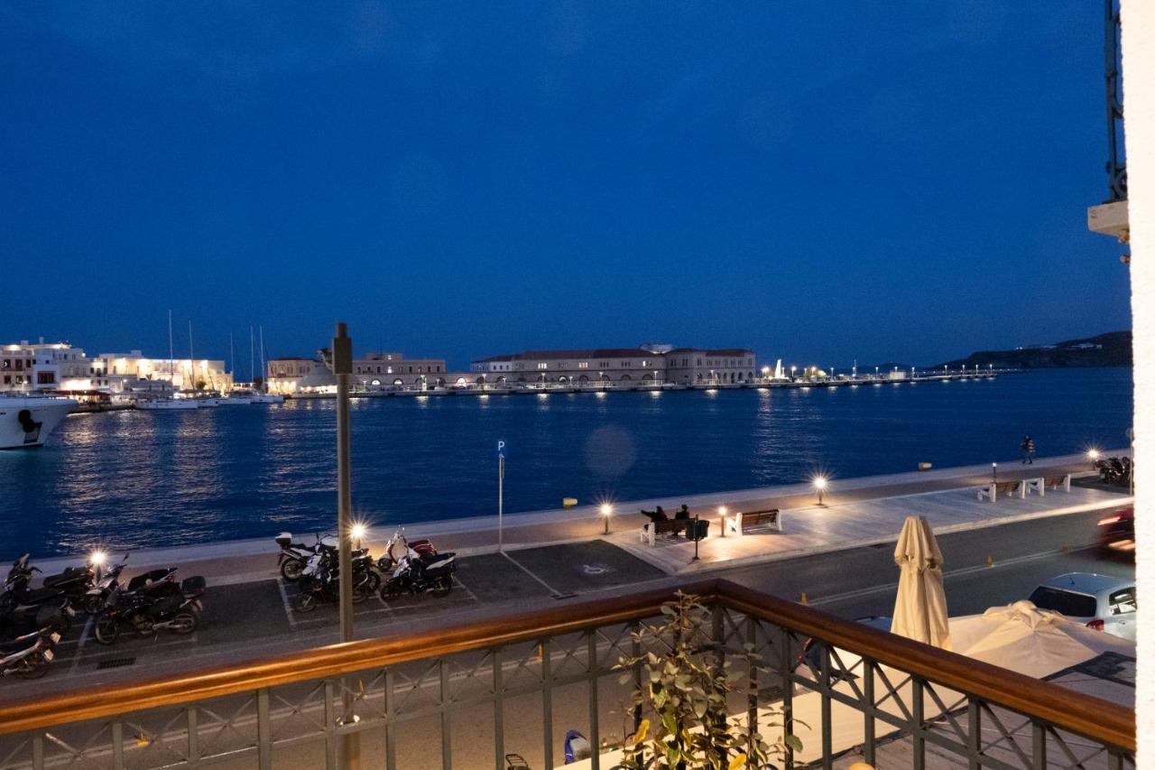 Venus Luxury Apartment Ermoupoli Bagian luar foto