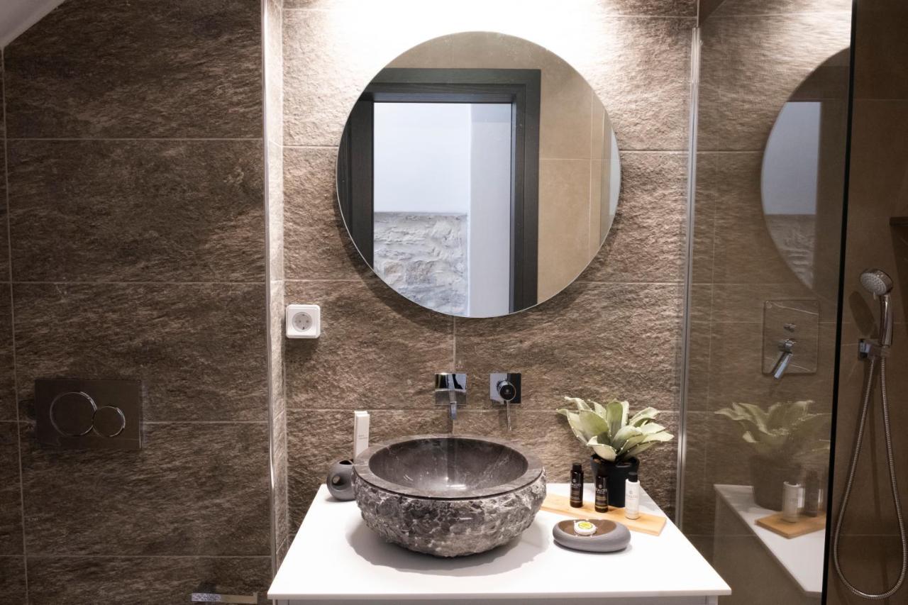 Venus Luxury Apartment Ermoupoli Bagian luar foto
